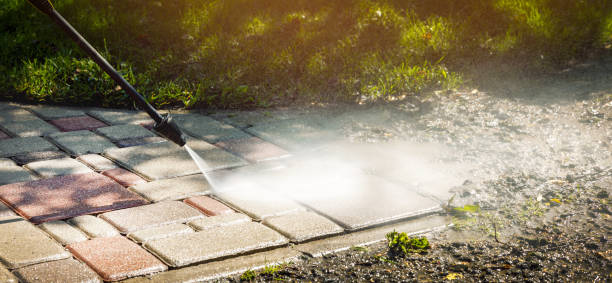 Best Sidewalk and Walkway Cleaning  in Queens Gate, PA